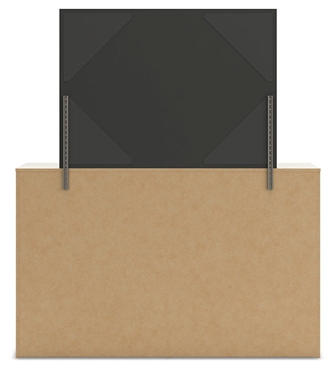 Lawroy Full Panel Headboard, Dresser and Mirror