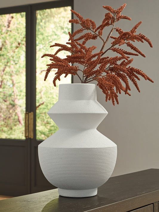Naveen Vase